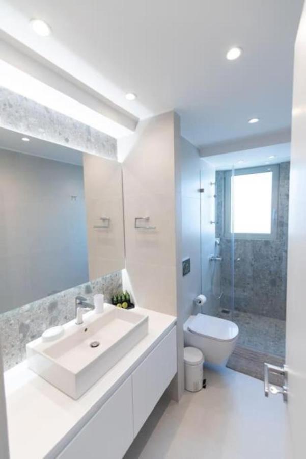 Brand-New Flat With A City View Атина Екстериор снимка